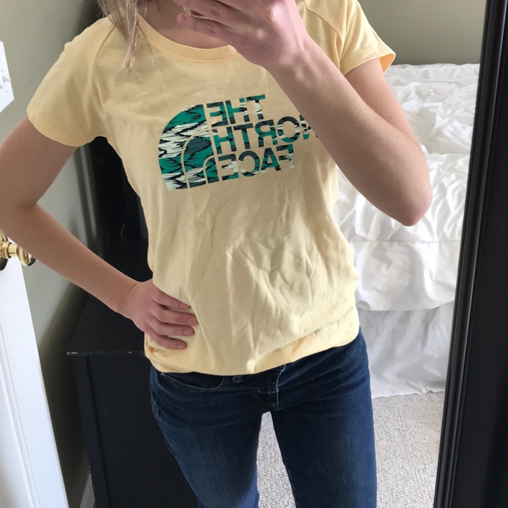 North Face Women’s tee